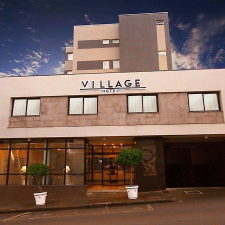 Village Hotel Ponta Grossa  Zewnętrze zdjęcie