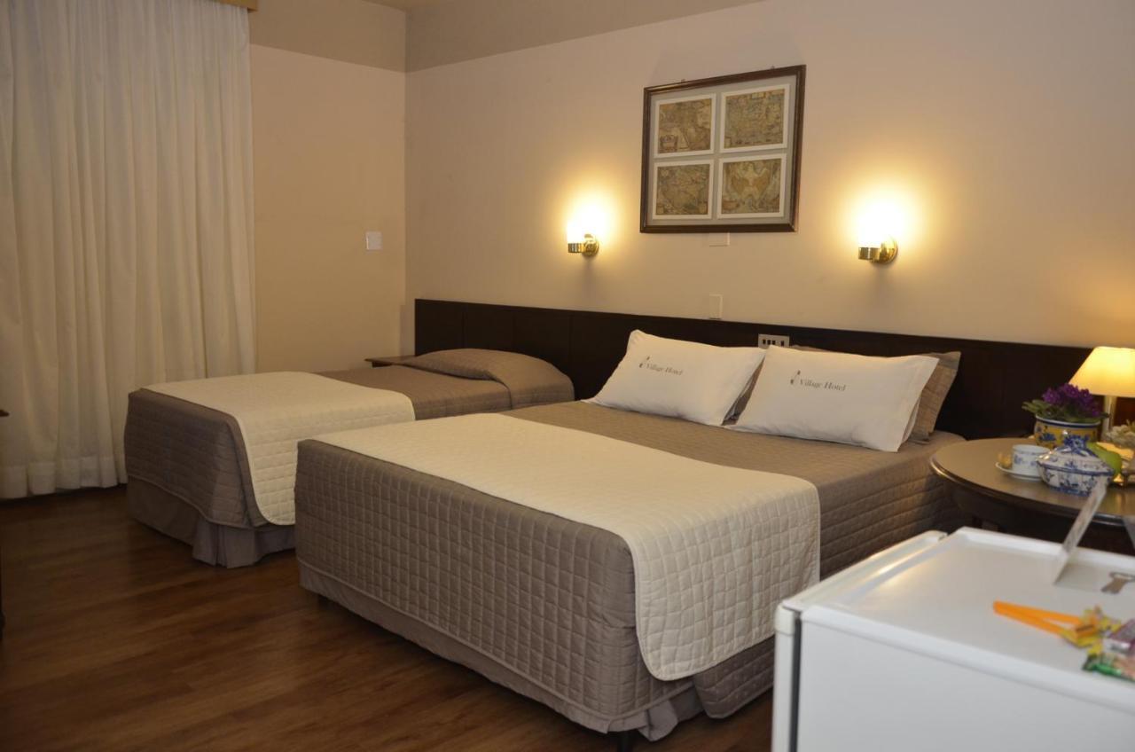 Village Hotel Ponta Grossa  Zewnętrze zdjęcie